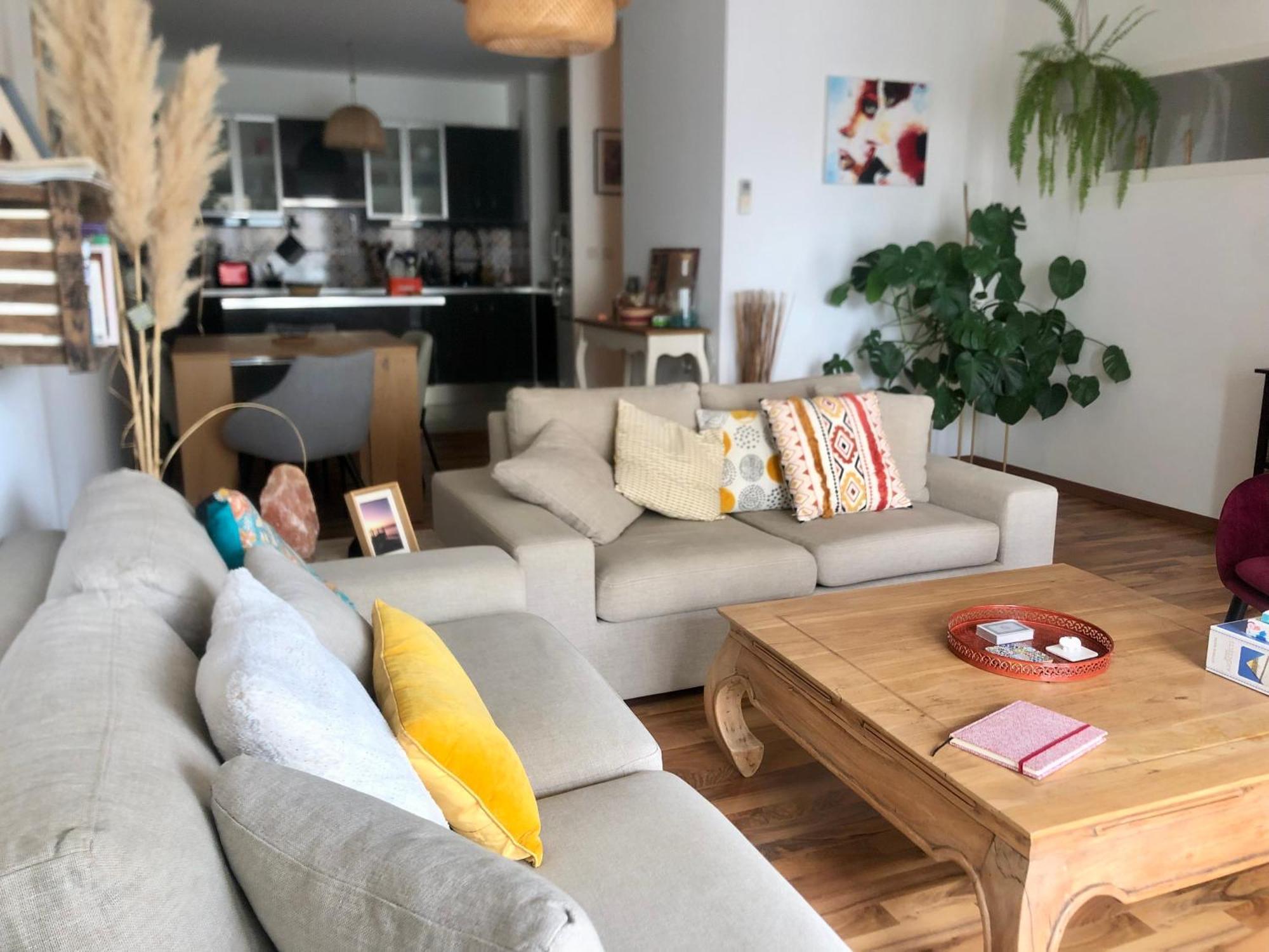 Bel Appartement Nimois Au Calme Avec Balcon นีมส์ ภายนอก รูปภาพ