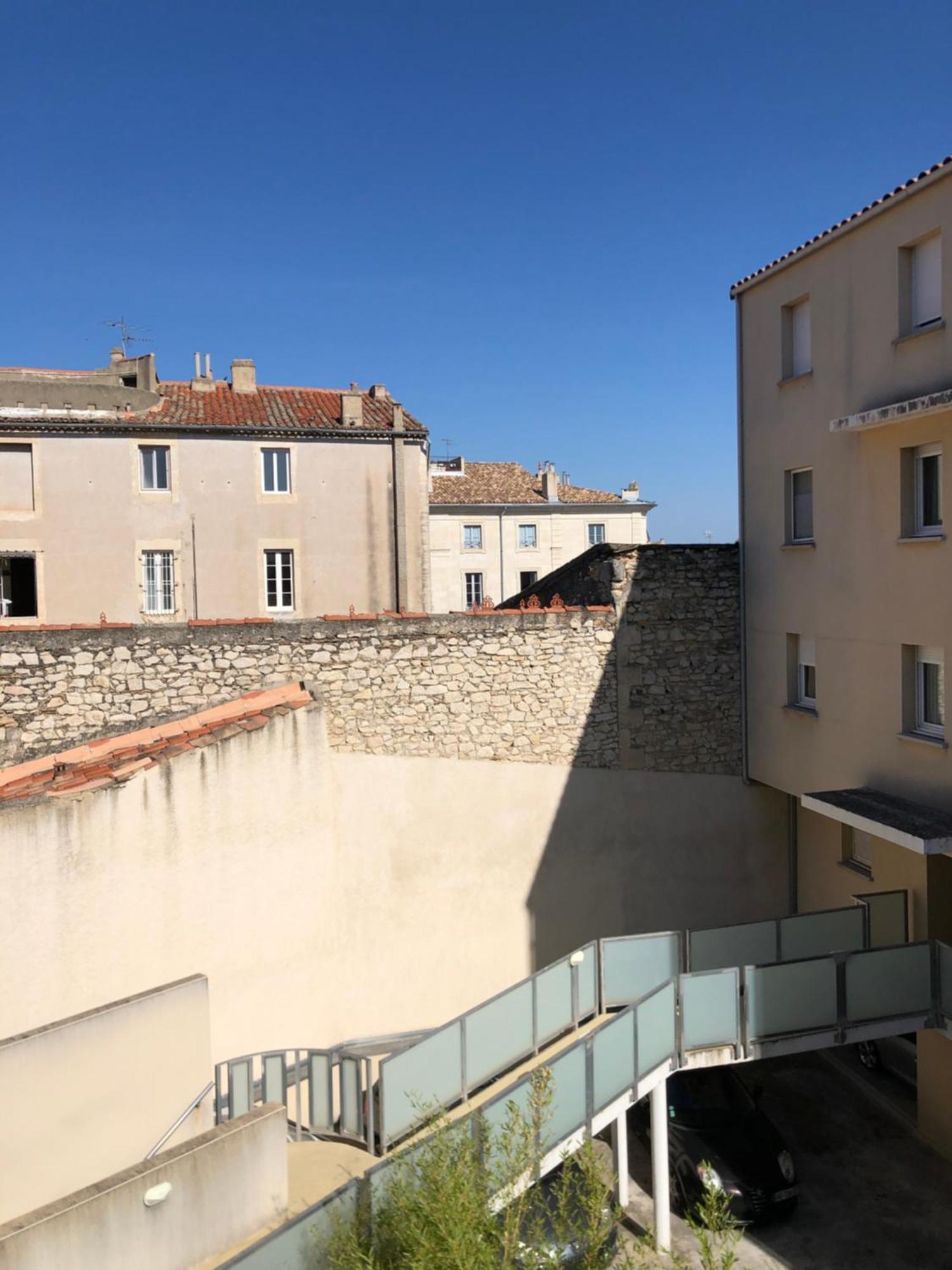Bel Appartement Nimois Au Calme Avec Balcon นีมส์ ภายนอก รูปภาพ